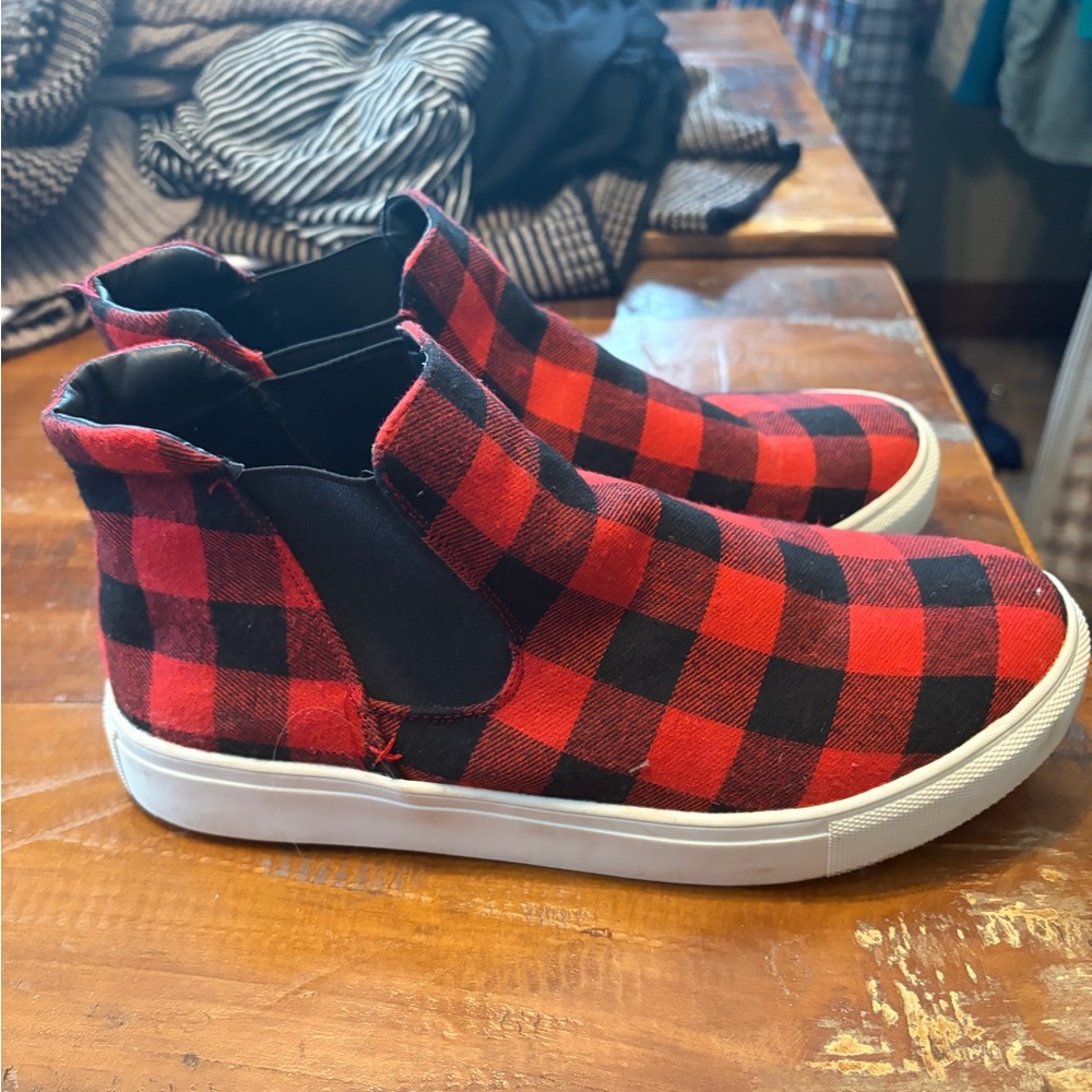 Very G Red and Black Checkered Slip-On Sneakers